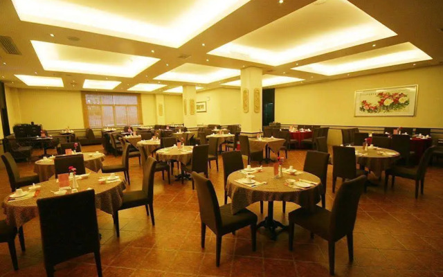 Dong Yi Business Hotel