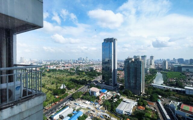 2 Bedrooms Sudirman Park By Travelio