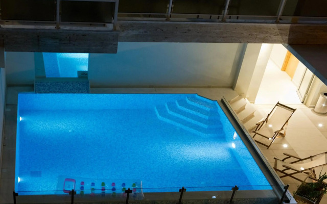 Grand TheoNi Boutique Hotel & Spa