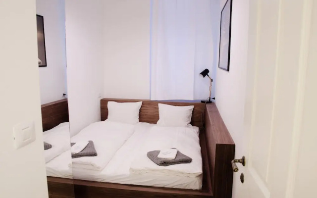 Luxury Apartment by Hi5 - FehÃ©rhajÃ³ Suite