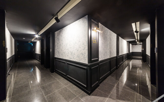 Anyang Premier Hotel XYM