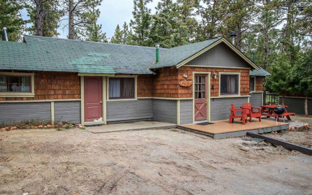 Shore Acres Lodge
