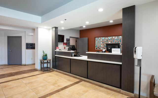 Candlewood Suites Saint Joseph