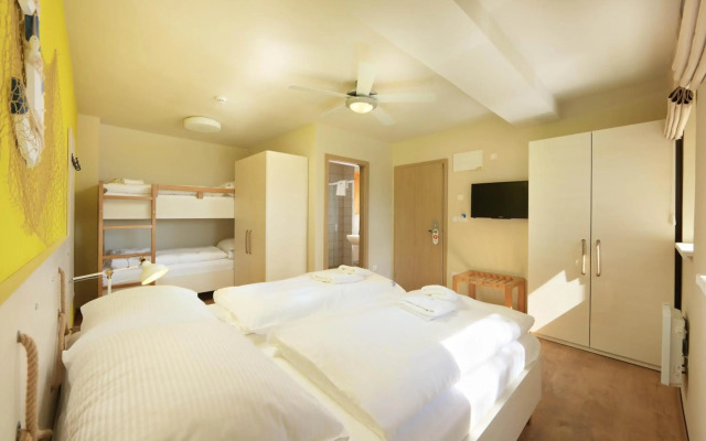 Hotel Resort Relax