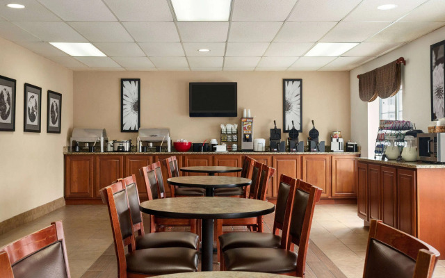 Ramada by Wyndham Pigeon Forge North
