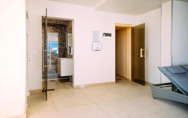 ALEZZI Majestic Apartments 97