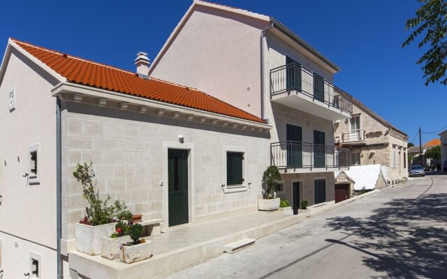 Modern Villa in Povlja With Pool