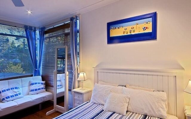 Whale Beach Bed & Breakfast