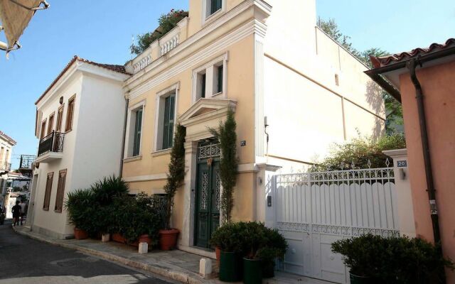 Unique neoclassical house under Acropolis