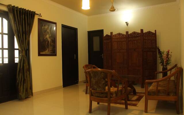 OYO 9163 Home 1BHK Poolview LPK Club Candolim