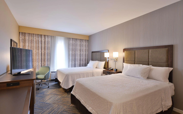 Hampton Inn & Suites Chippewa Falls