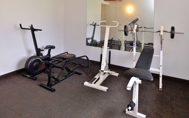 Castle Inn & Suites By OYO Chickasha