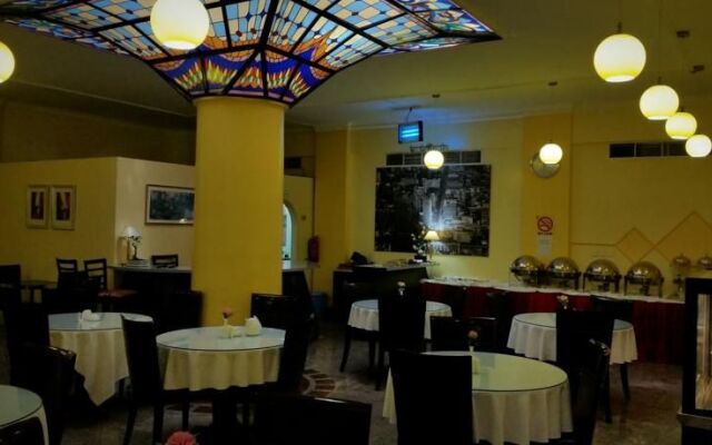 Deebaj Al Khabisi Plaza Hotel Apartments Dubai