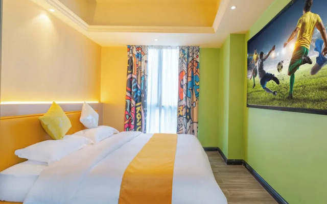 Wind Sleeping Color Hotel