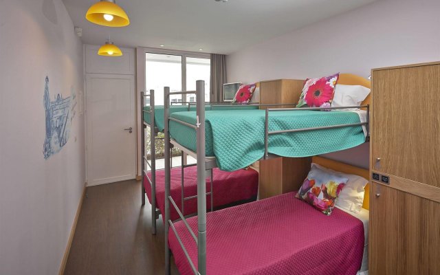 Welcome In - Suites & Hostel