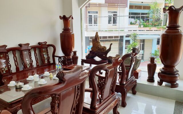 Khách sạn Quy Nhơn Center
