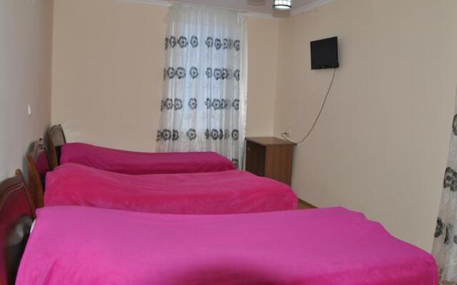 Lamani Hotel