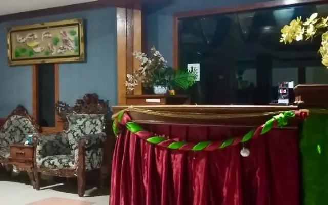 RedDoorz @ Hotel Ermashita Jayapura