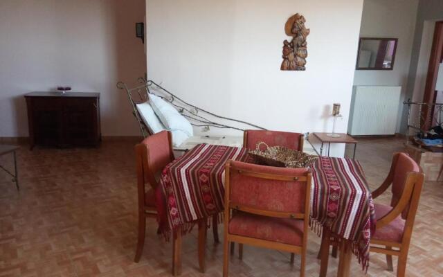 Maritsas House