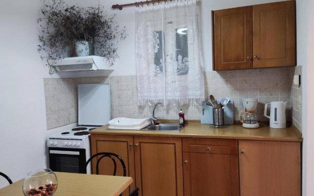 Mirsini Apartments
