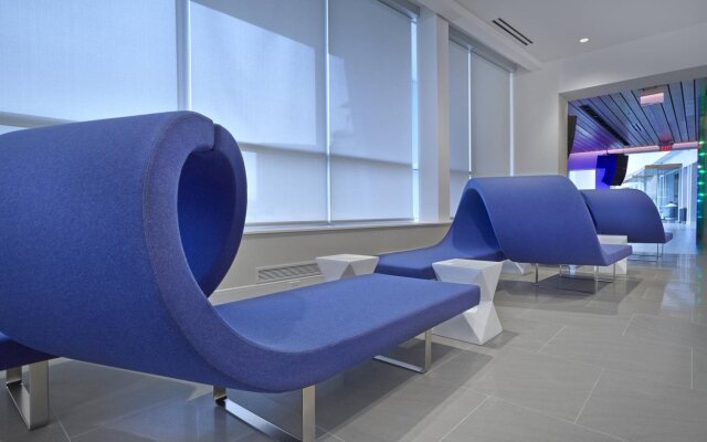 Renaissance Edmonton Airport Hotel