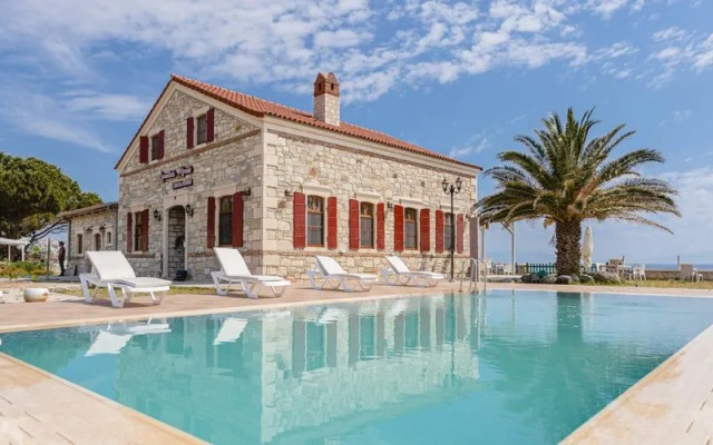 Lavantalı Konak Taş Ev