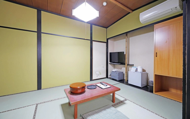 Tsuruya Ryokan – Guest Rooms – Kotohira