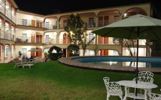 Hotel Plaza Venecia