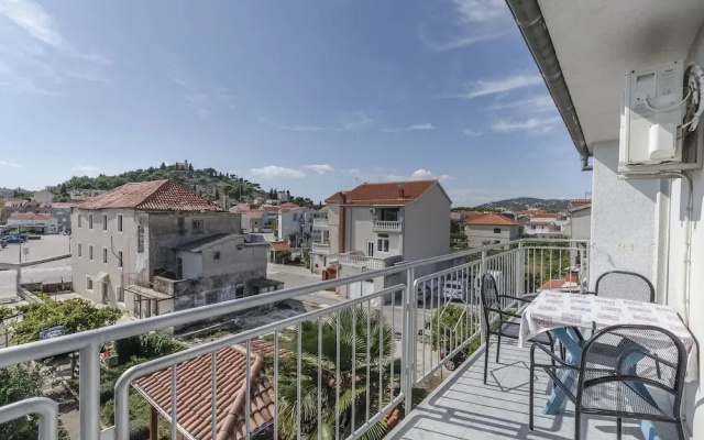 Apartment and Room Ilija