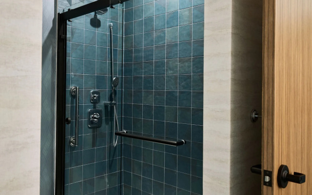 Renaissance® Phoenix Glendale Hotel & Conference Center