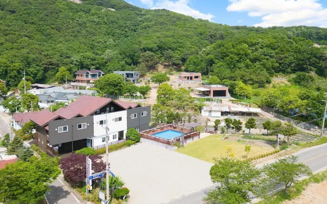 Ganghwado Dongmag Spa Pension