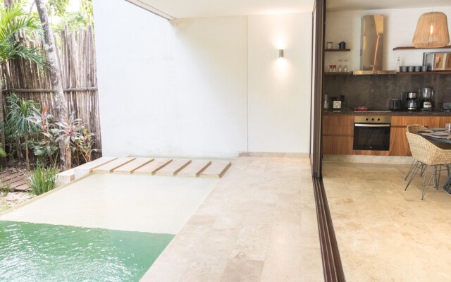 Bajo Cielo 107 By Lockey