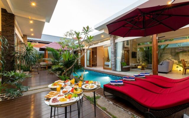 Maneh Villa