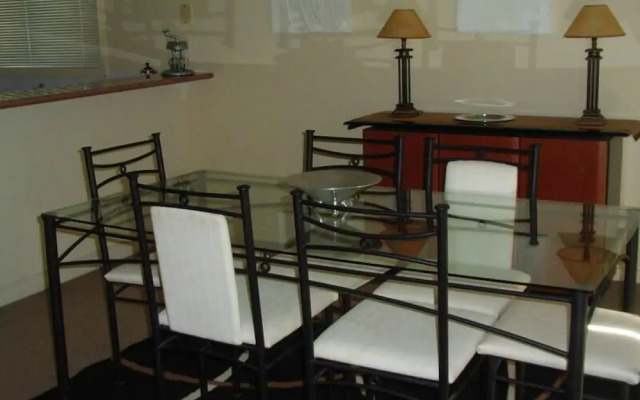 Golf View Apartment 7