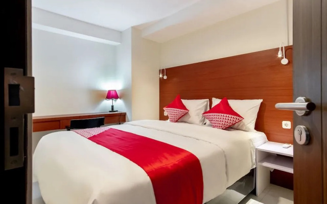 Oyo Flagship 1481 Apartemen Sentraland Medan