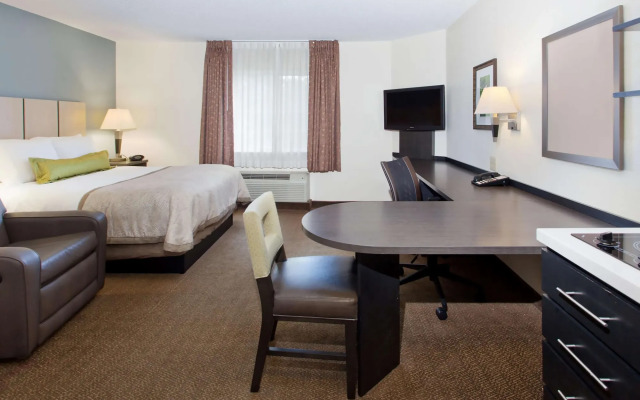 Sonesta Simply Suites Boston Burlington