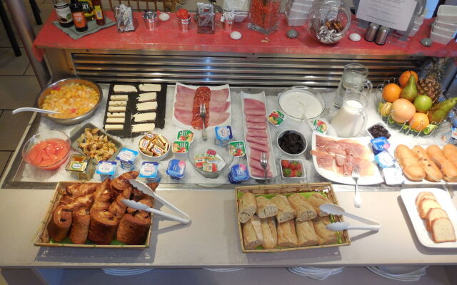 initial by balladins Orleans / Saran