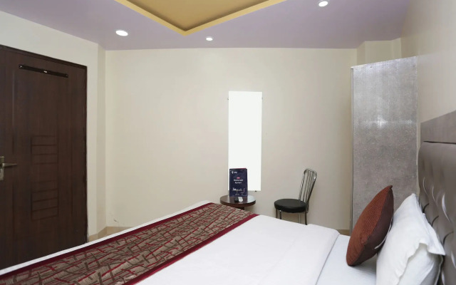 OYO 13455 Rama Krishna Hotel