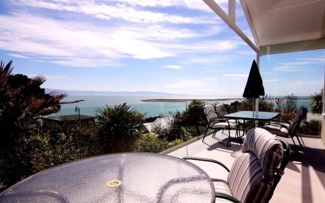 Kimberley House – Outside – Nelson