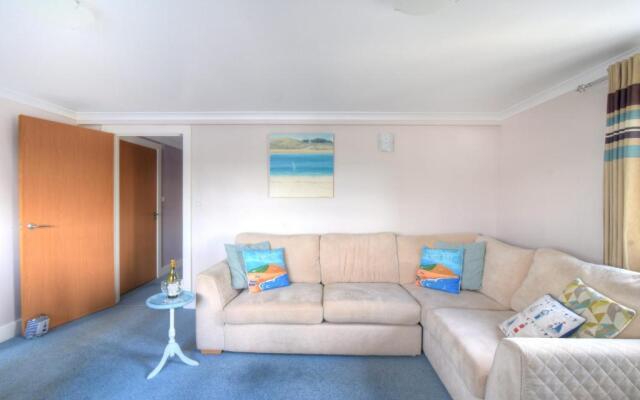 9 Maritime House
