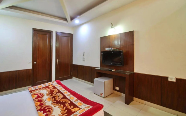 Hotel Empire BnB Gurgaon