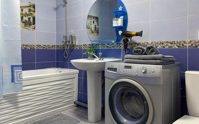 Апартаменты на улице Восстания