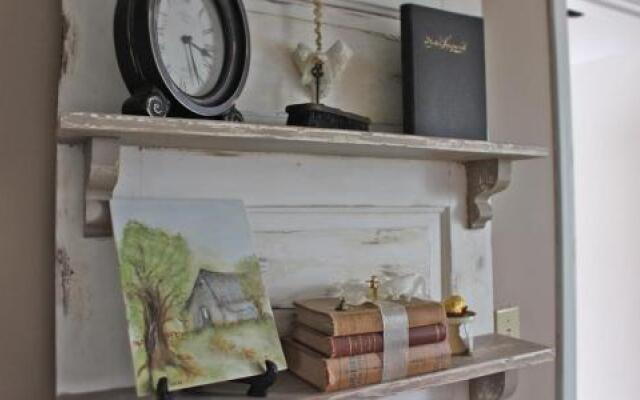 Dungeness Barn House Bed & Breakfast