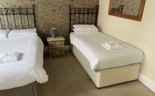 The Fountain Inn