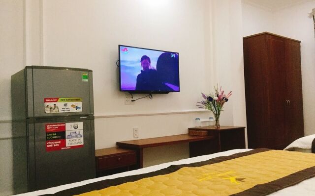 New Star Hotel