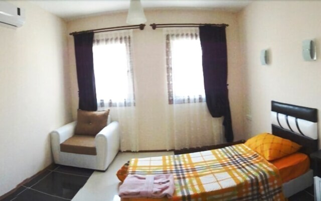 BO082 by Villaofsummer