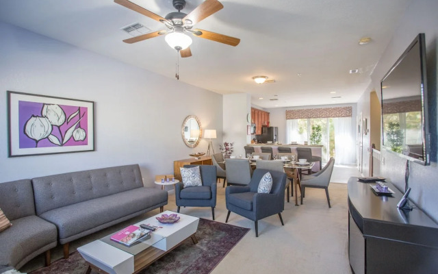 Luxury Vista Three Bedroom House 3071