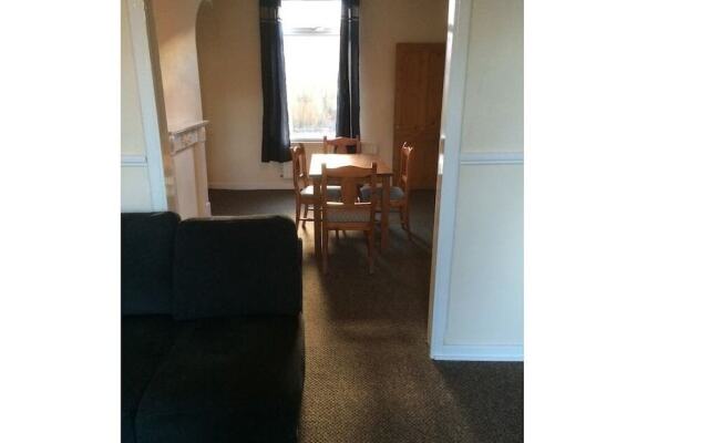 Yarm Road Serviced House