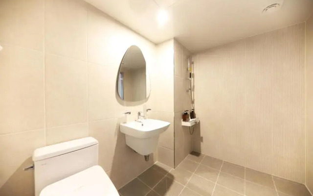 Jeonju Junghwasan-dong Guardian Angel