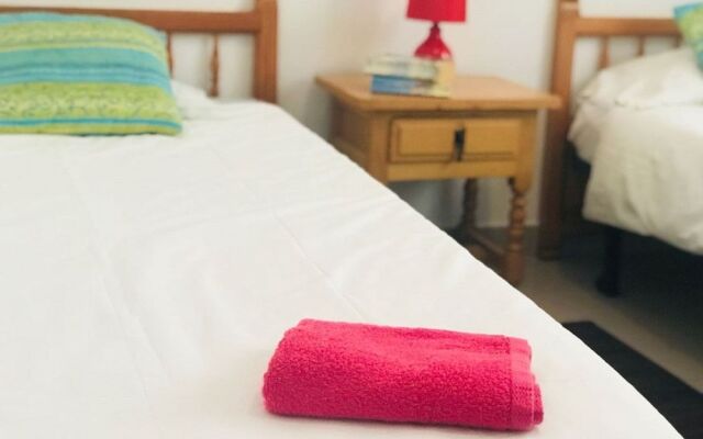 Cristianos Town Guesthouse